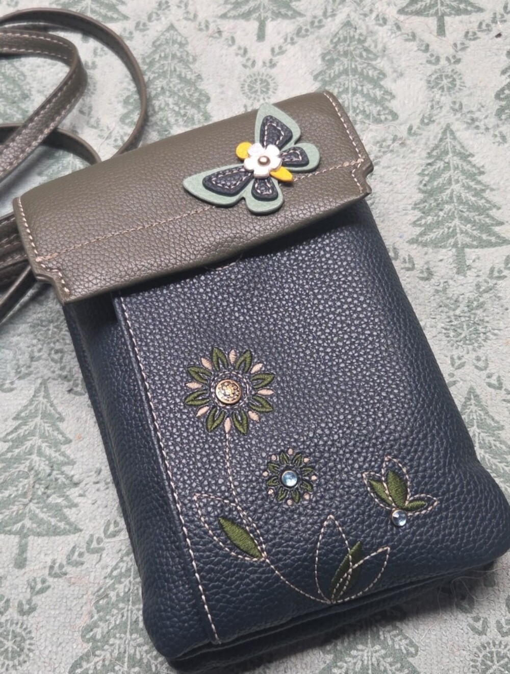 Chala Faux Leather Floral Applique Crossbody Bag - Navy and Olive